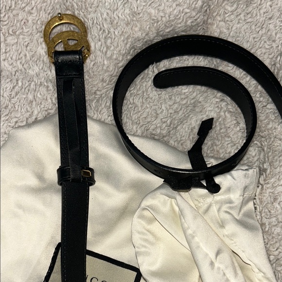 COPY - Gucci Black Leather Belt with Gold Buckle - Picture 3 of 5